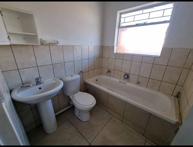2 BEDROOM APARTMENT FOR SALE IN FLORIDA